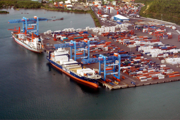 Bruit de travaux portuaires en Martinique